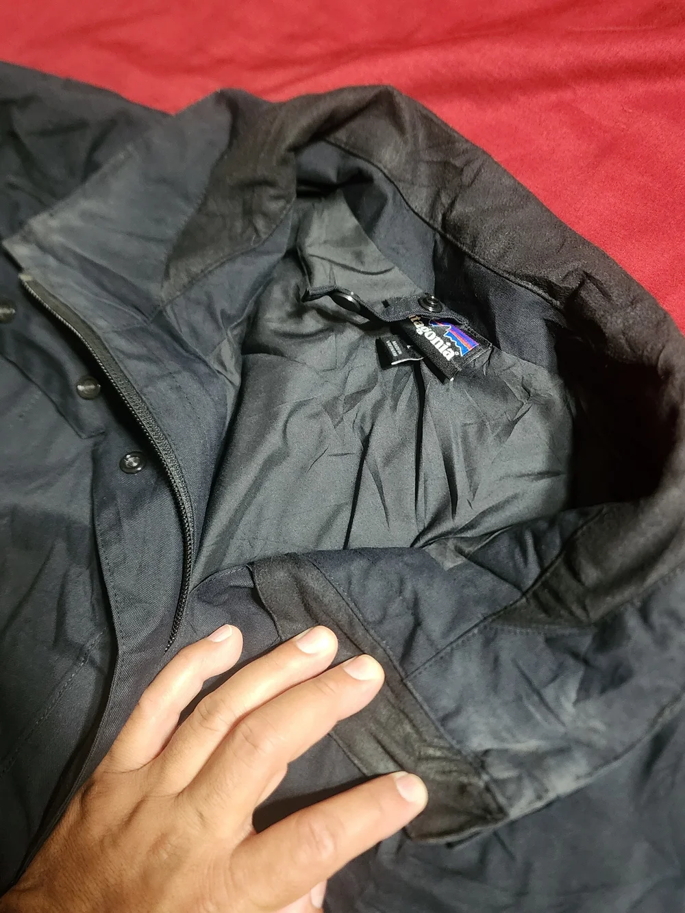 Patagonia Women’s Black Raincoat Jacket - Lightweight Waterproof Coat Offer Me I